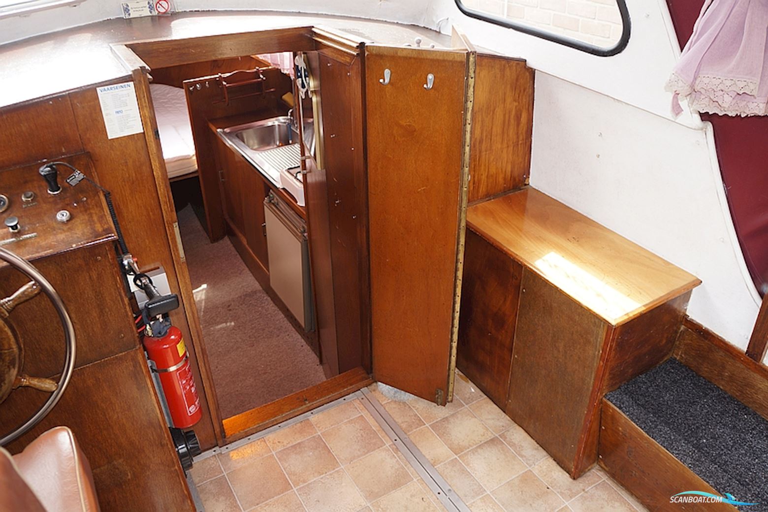 VECHTKRUISER 800