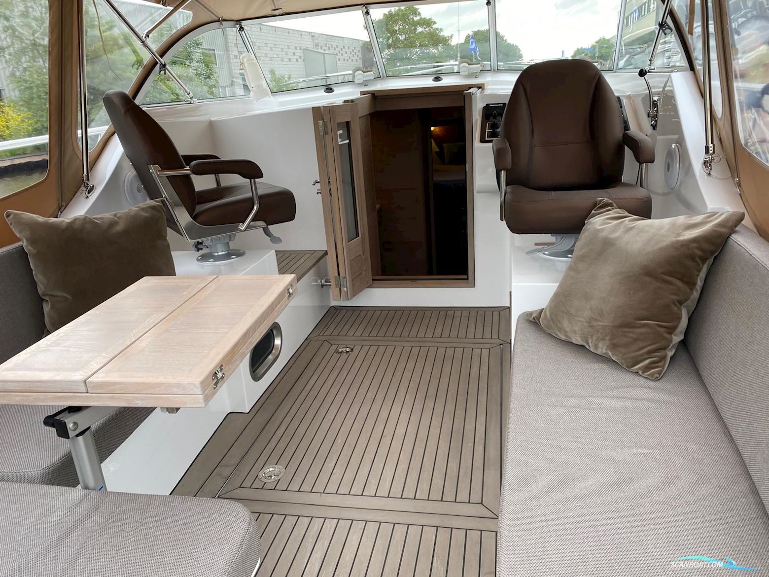 Vedette 10.30 Cabin Comfort Line