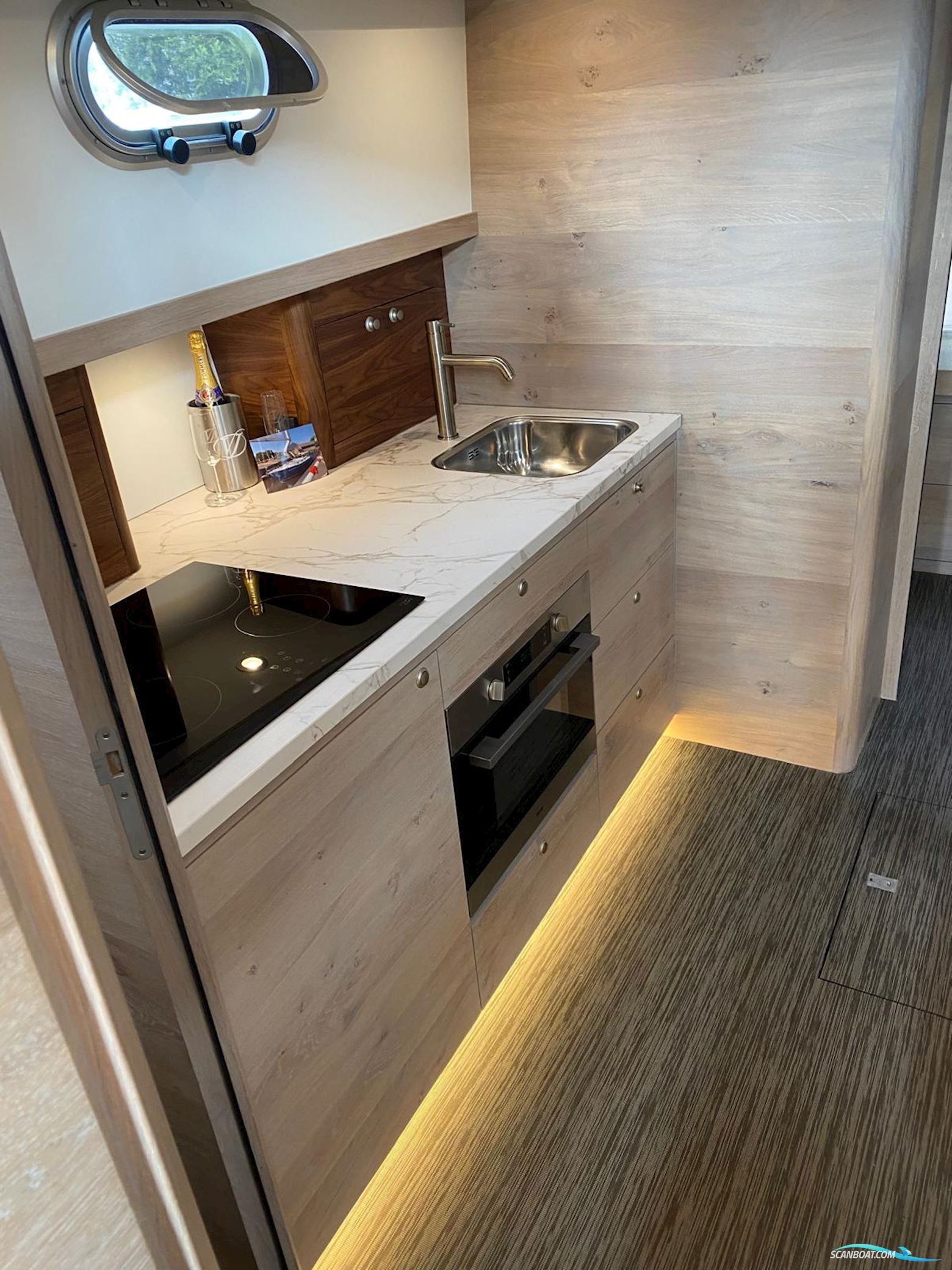 Vedette 10.30 Cabin Comfort Line