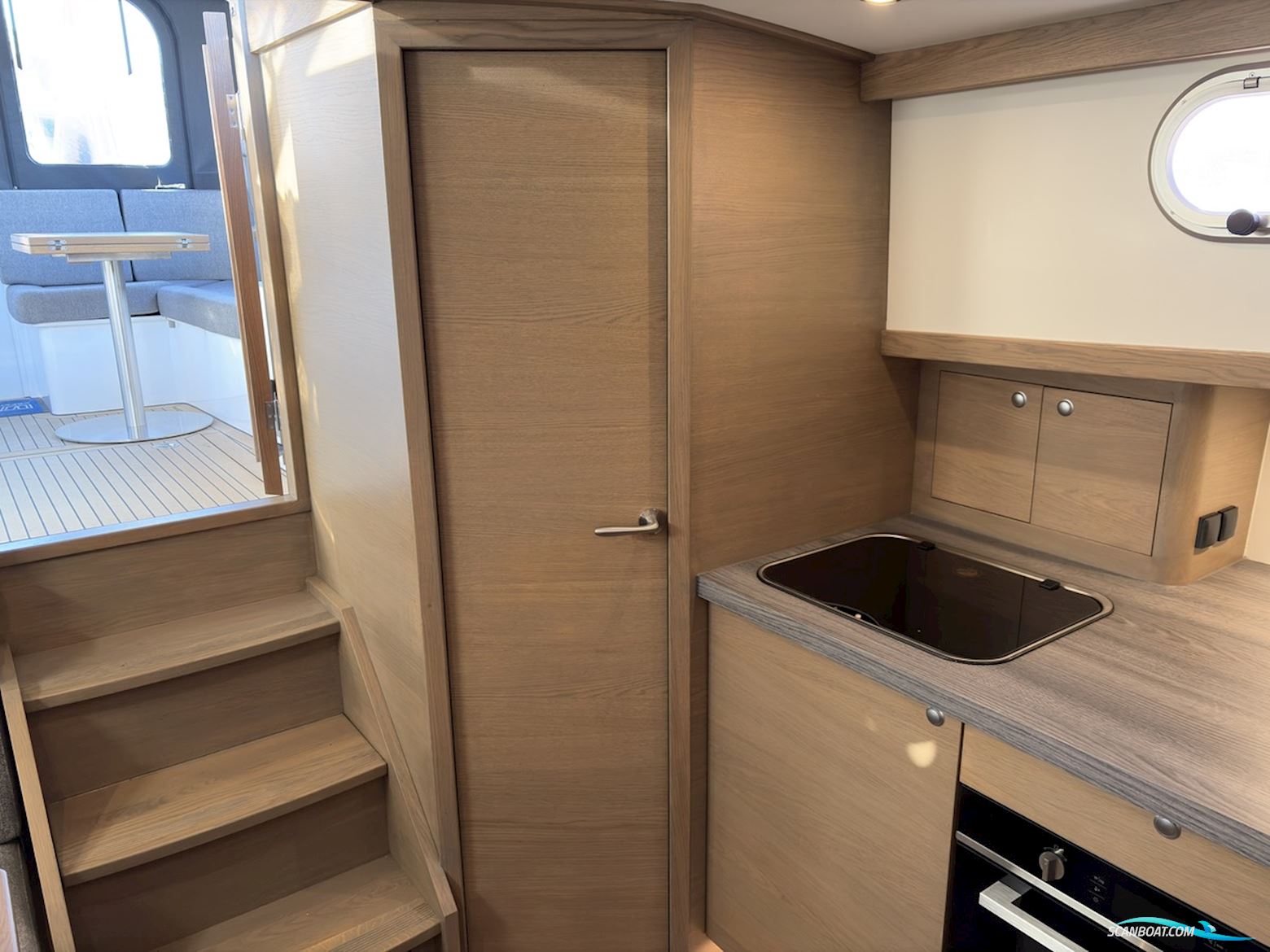 Vedette 37 cabin comfort line
