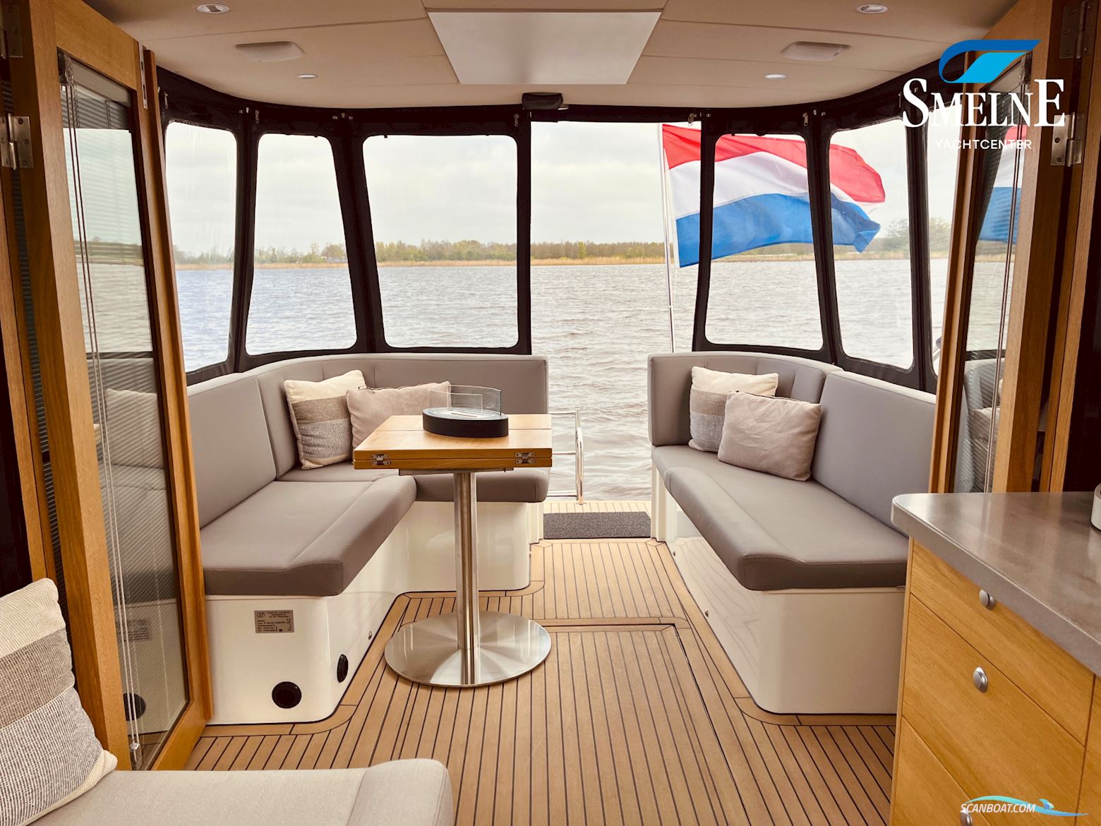Vedette 37 Salon Comfort Line