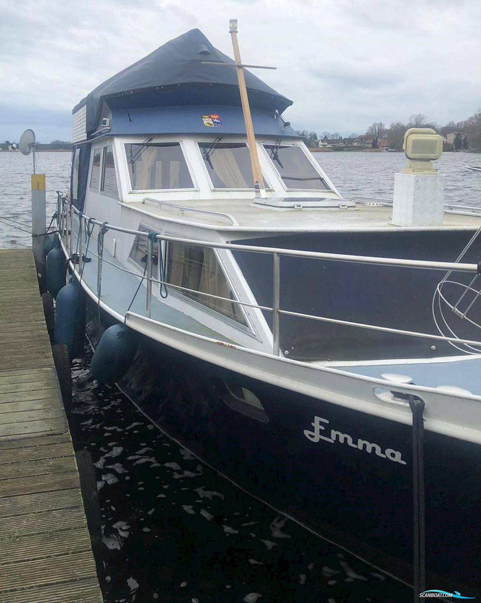 Veerdörn 13.00 Flybridge