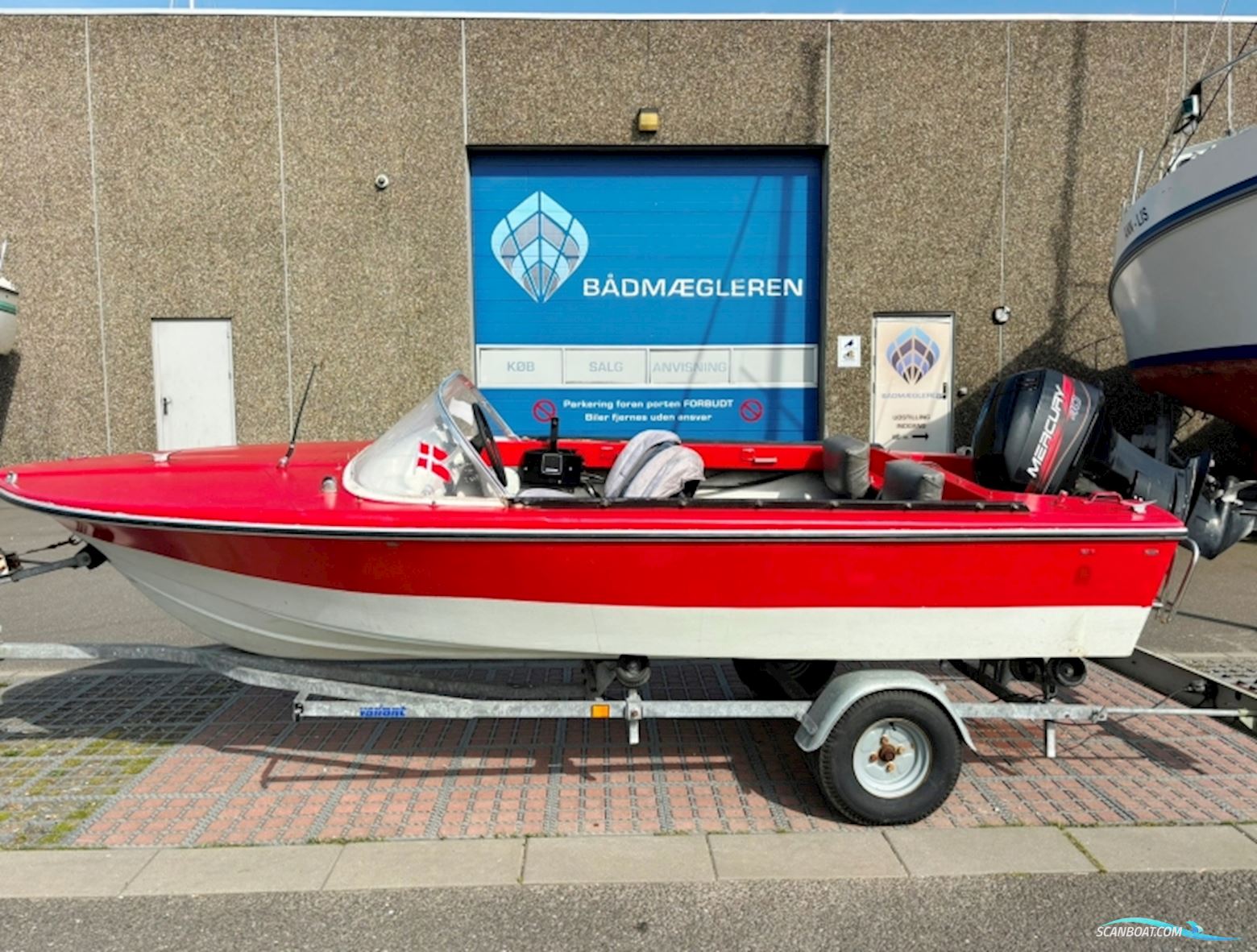 Vega 420 Speedbåd Motorbåt 1985, med Mercury motor, Danmark
