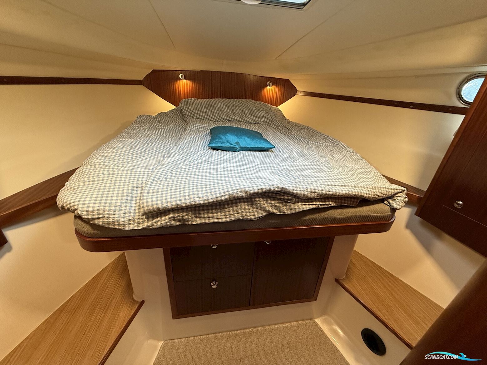 Viknes 1030 Sunbridge. NEDSAT 100.000,-