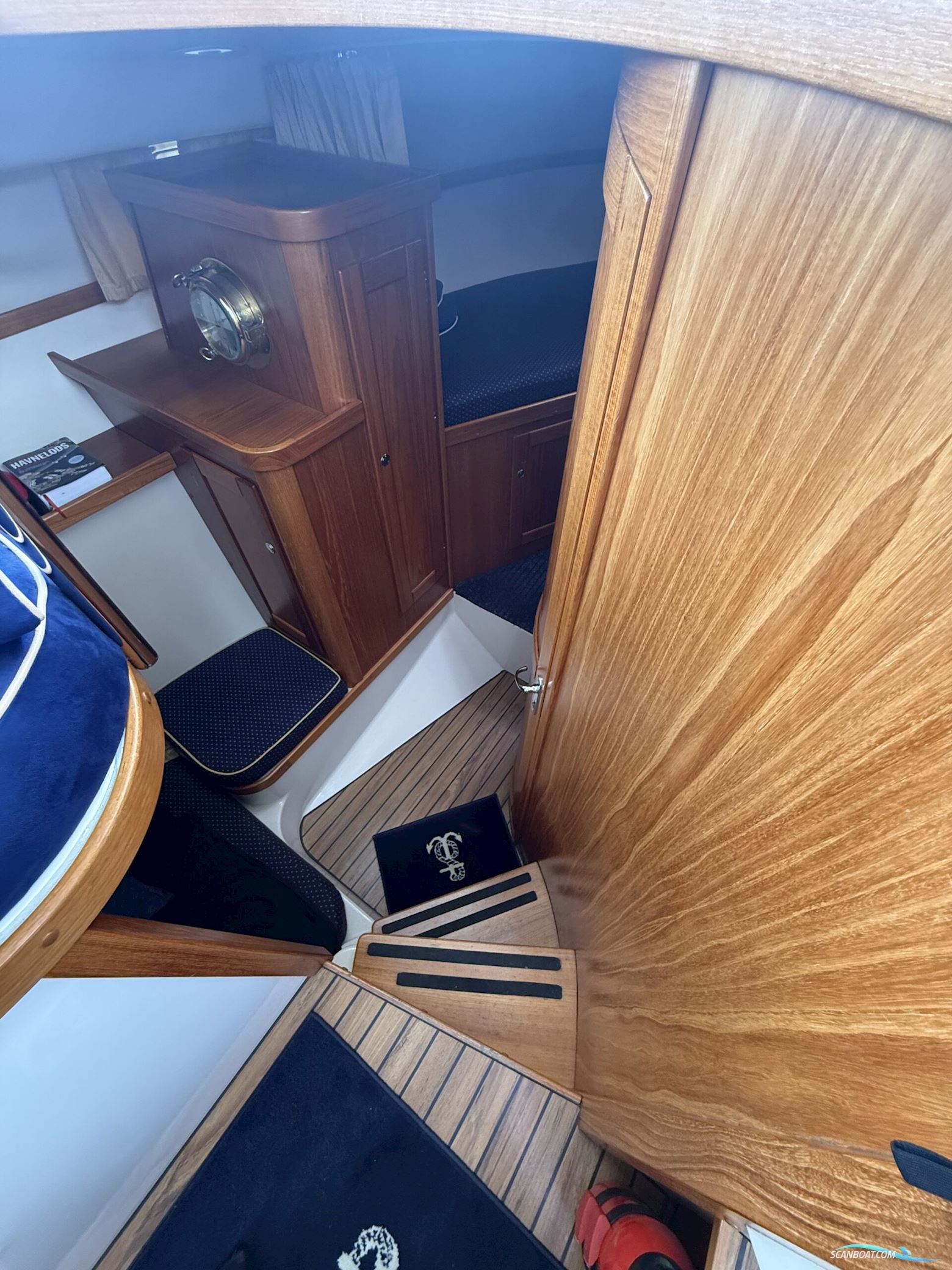 Viknes 880. Med Nyere Komplet Raymarine Navi-Pakke