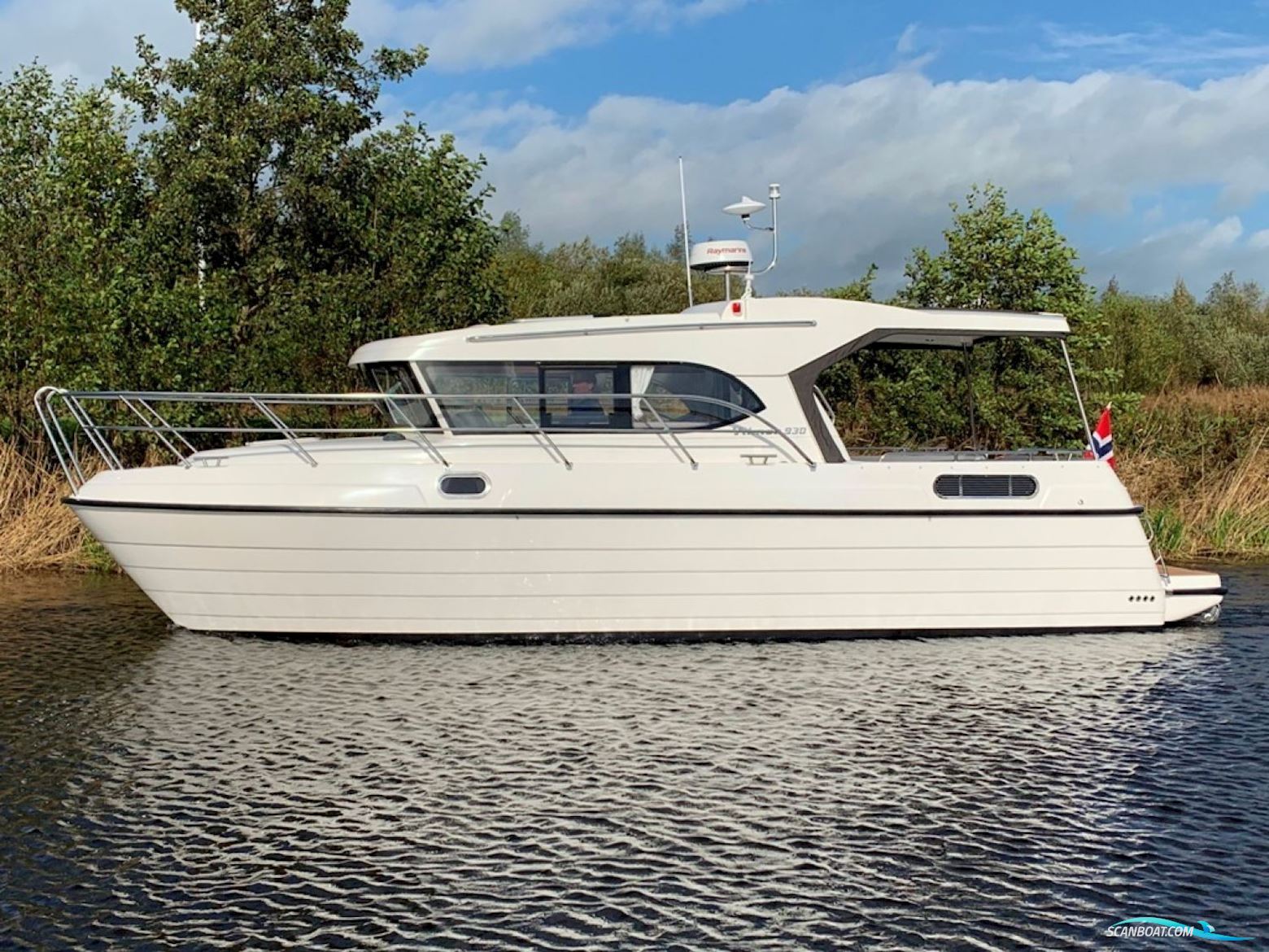 Viknes 930, Diesel V8 370hk