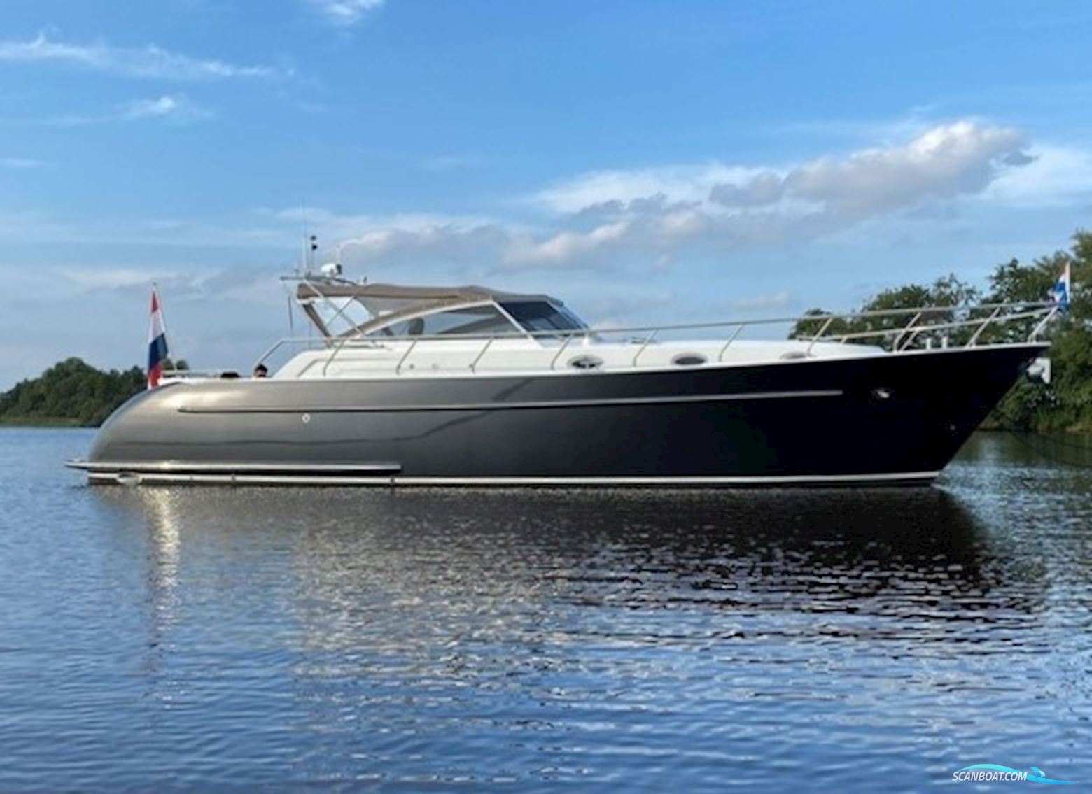 Vivante 43 Cabrio Cruiser Motorbåt 2013, med Vetus Deutz motor, Holland