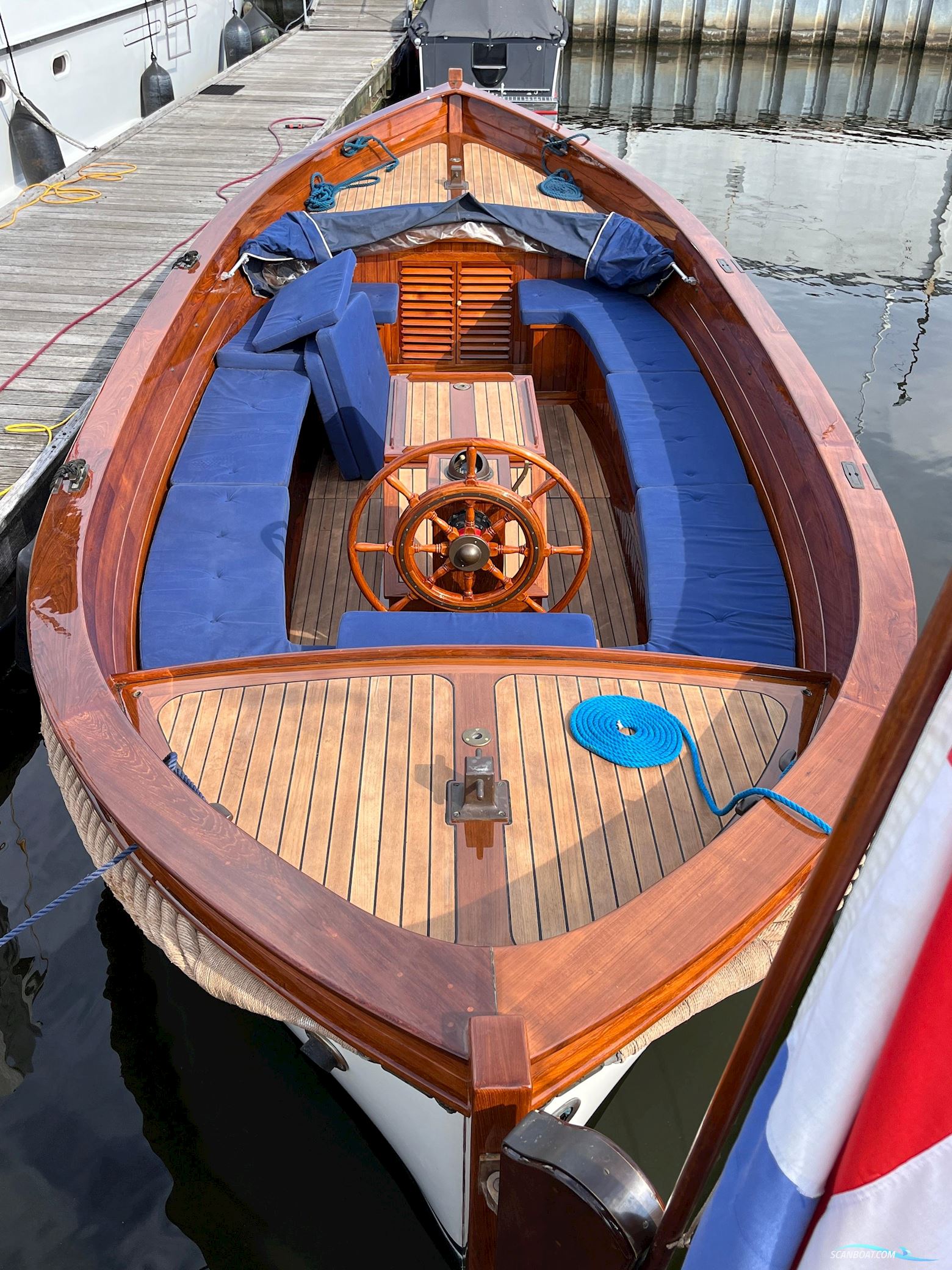 VOC 830