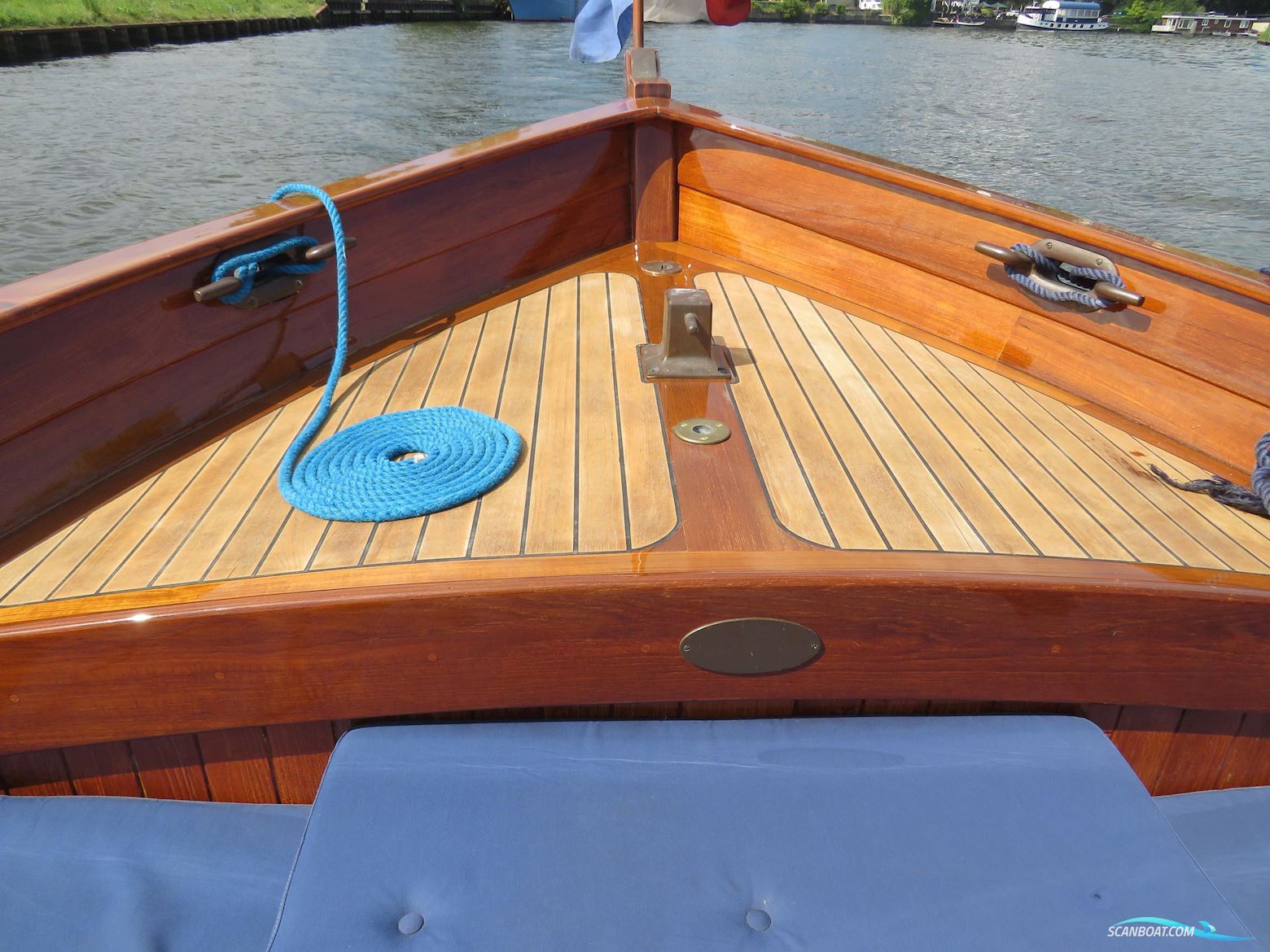 Voc 830