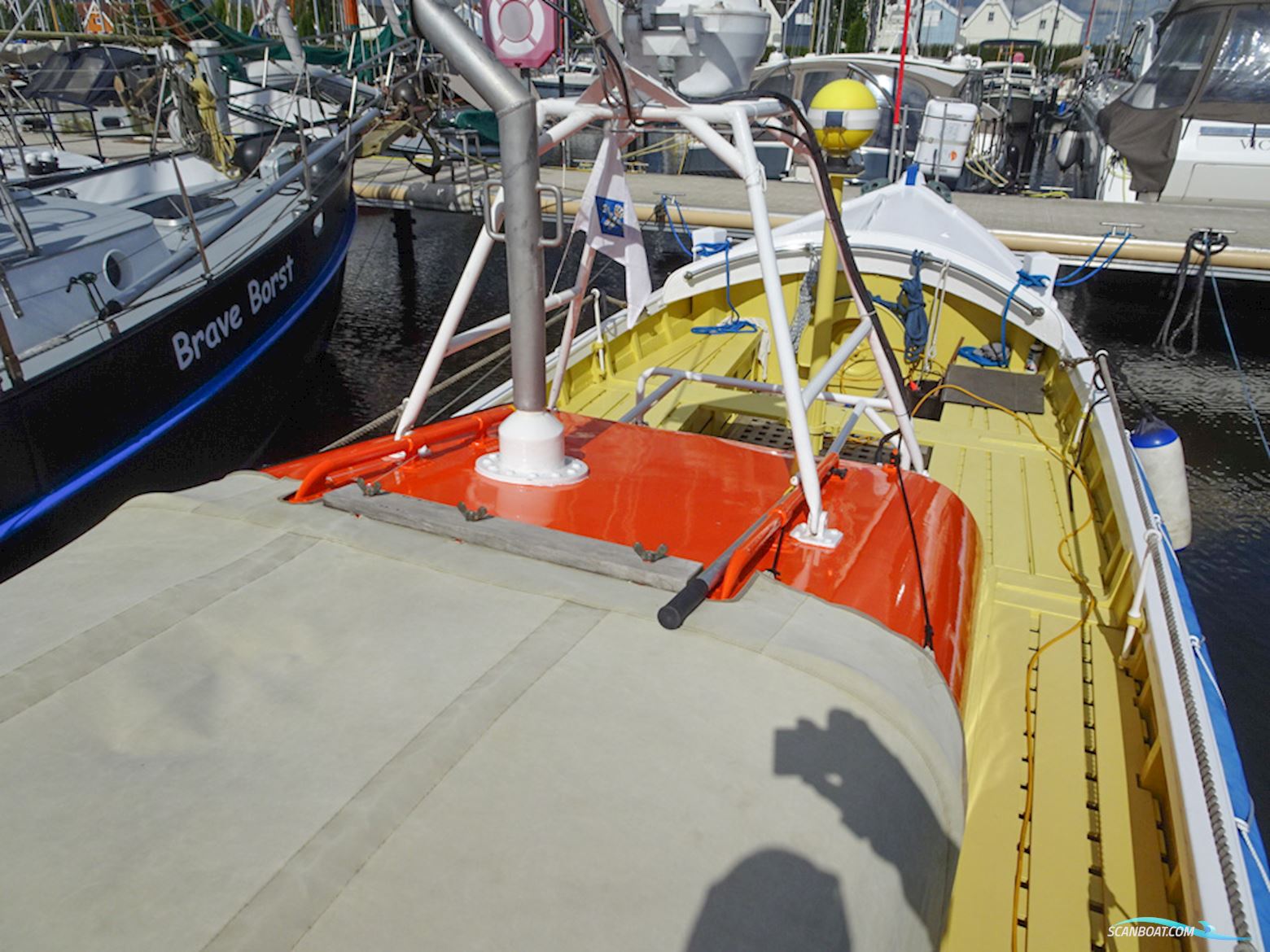 Voormalig Strand Reddingboot 10.32
