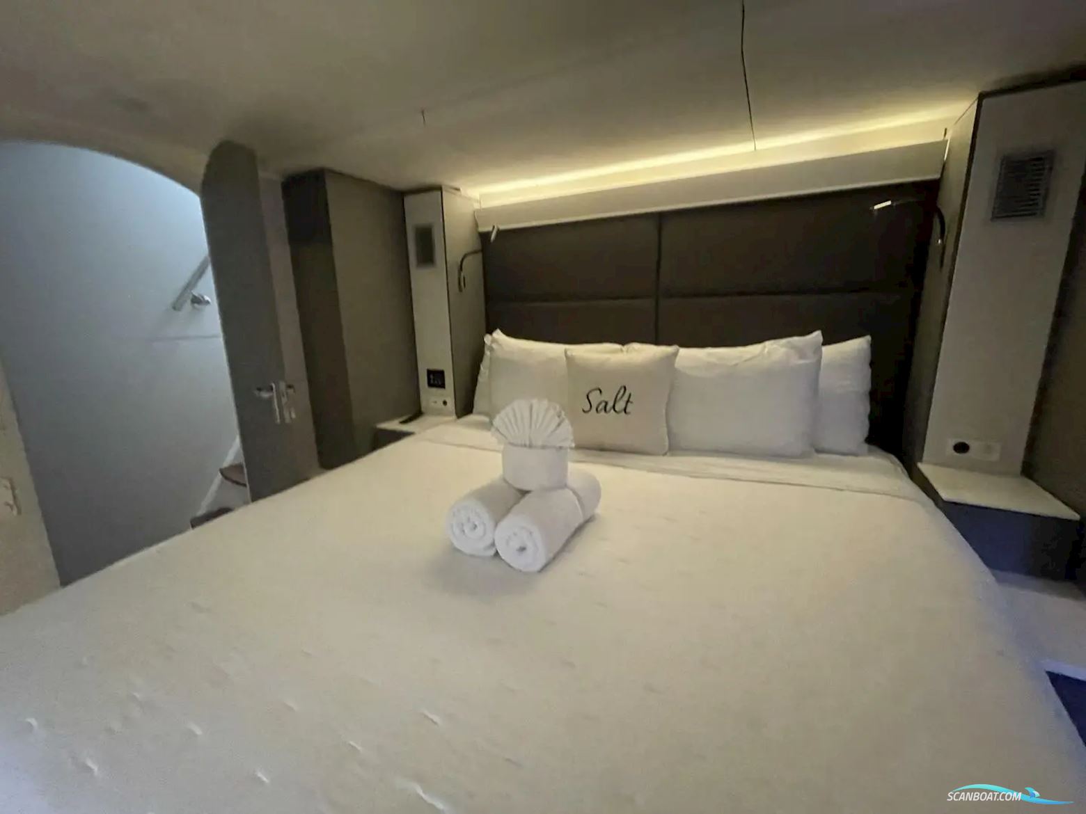 Voyage Yachts 650 Pc