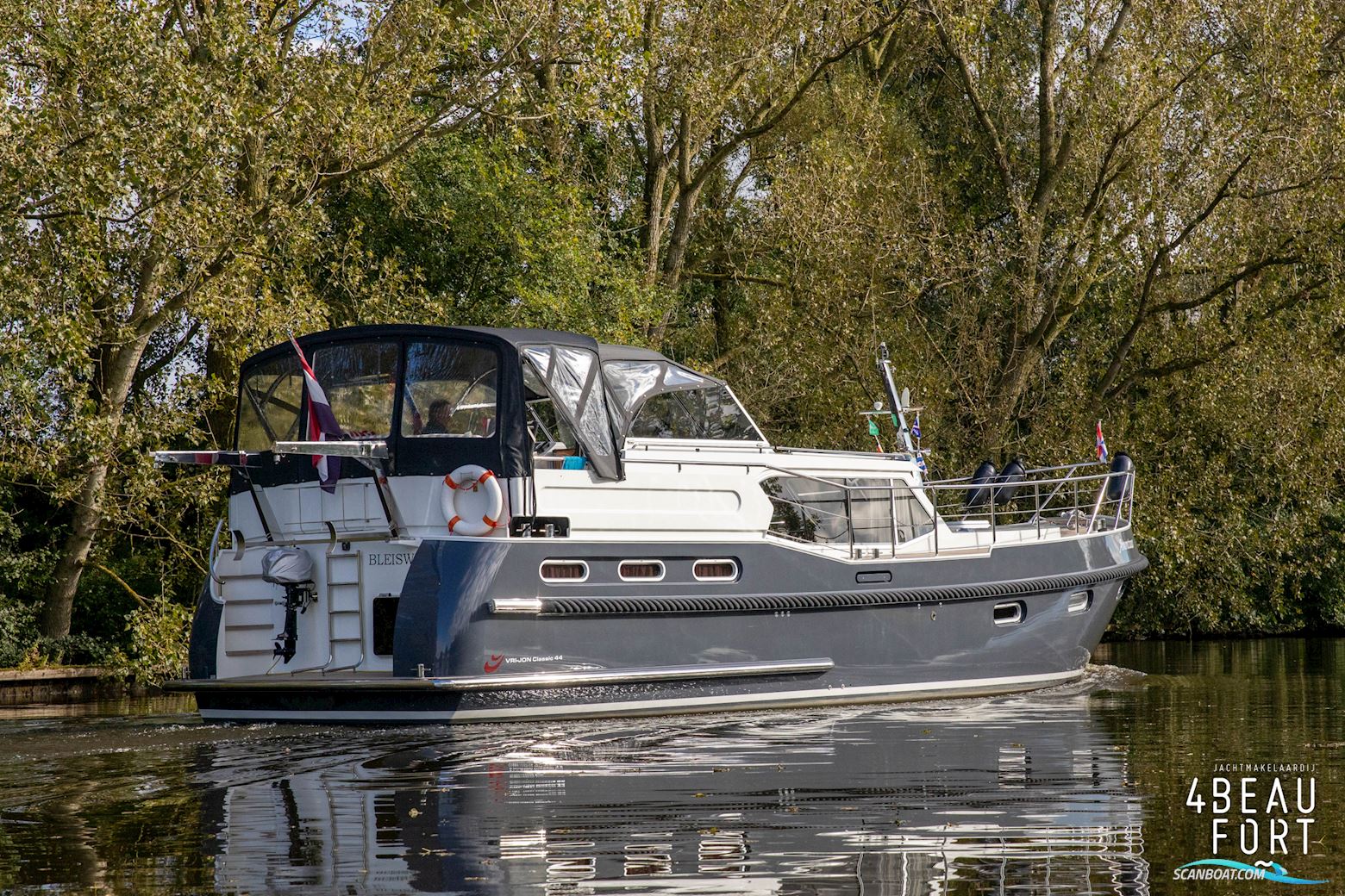 Vri-Jon Classic 44