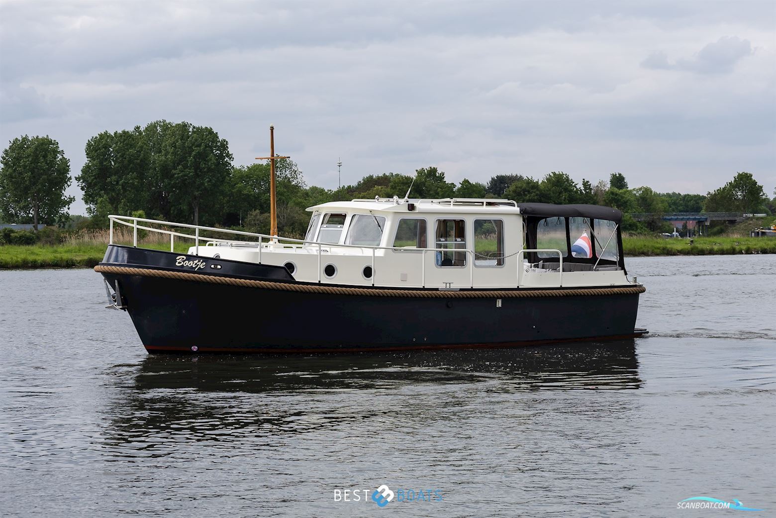 Vripak Yachting 965 OK