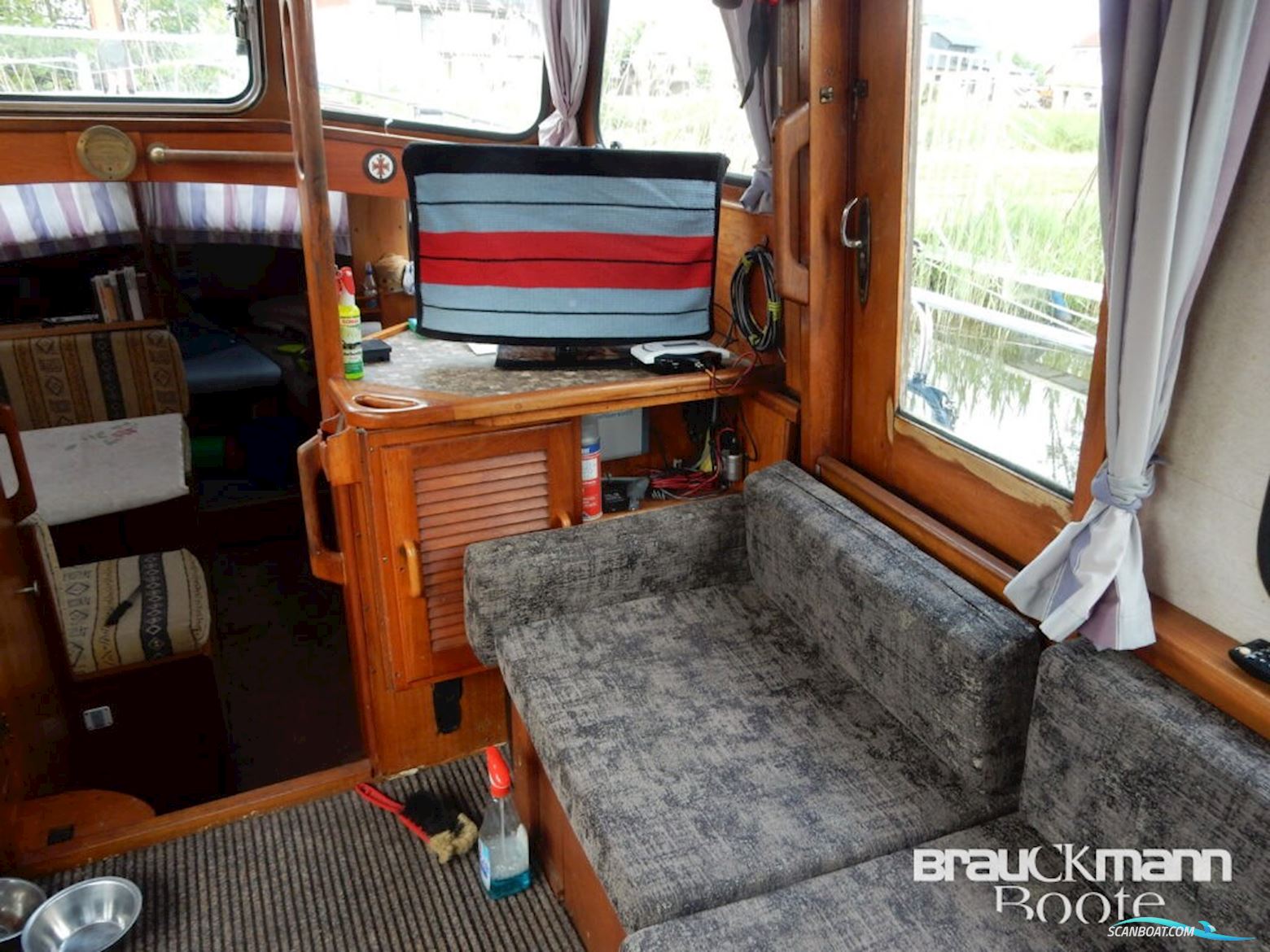 Werft Plaue Doerak 950