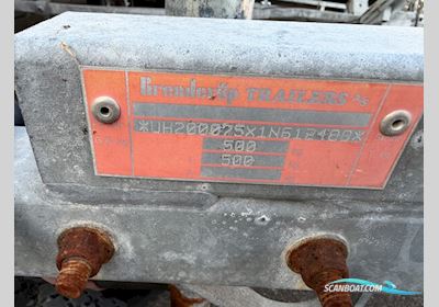 Whaly 435 med Mercury 25 EFI – Robust arbejdsbåd inkl. ophalervogn Motorbåt 2016, med Mercury motor, Danmark