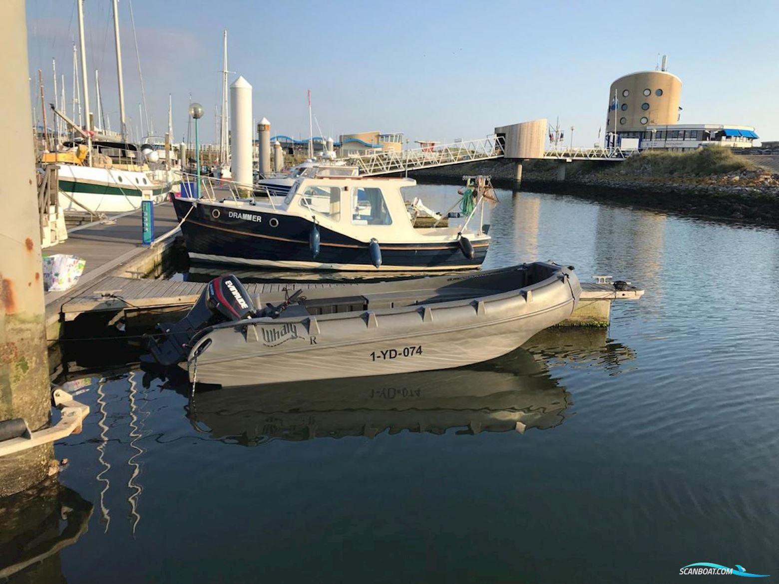 Whaly 455R Motorbåt 2024, med Evinrude motor, Holland
