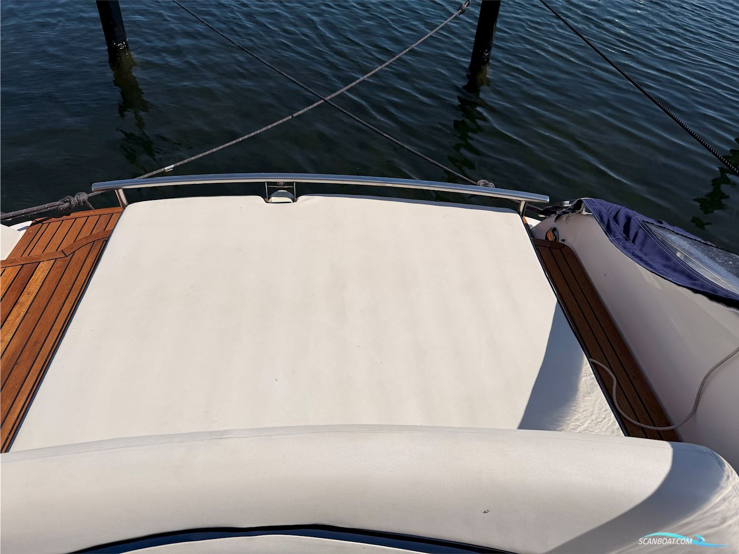 Windy 28 Ghibli