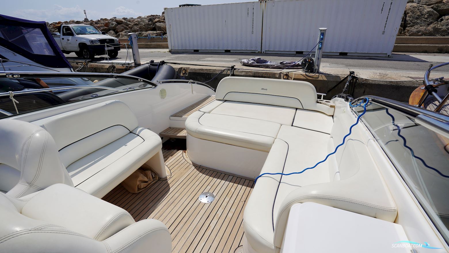 Windy 32 Grand Tornado