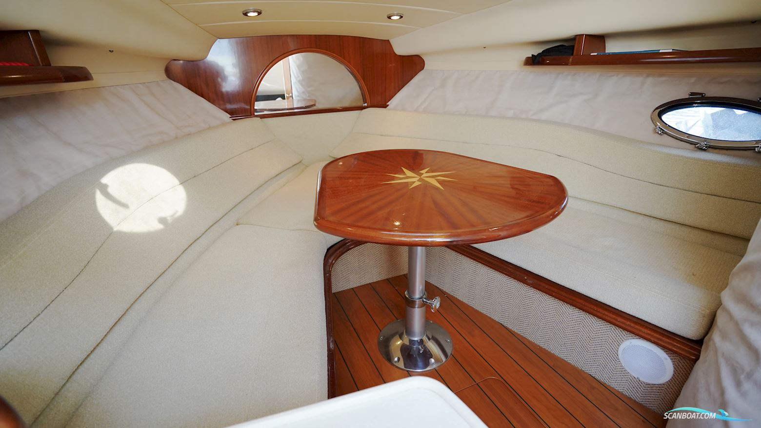 Windy 32 Grand Tornado