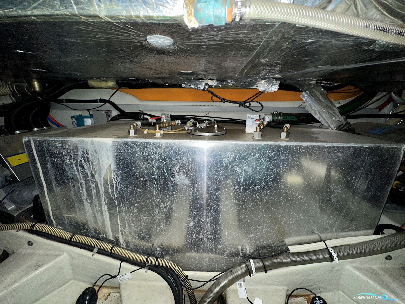 Windy 32 Grand Tornado