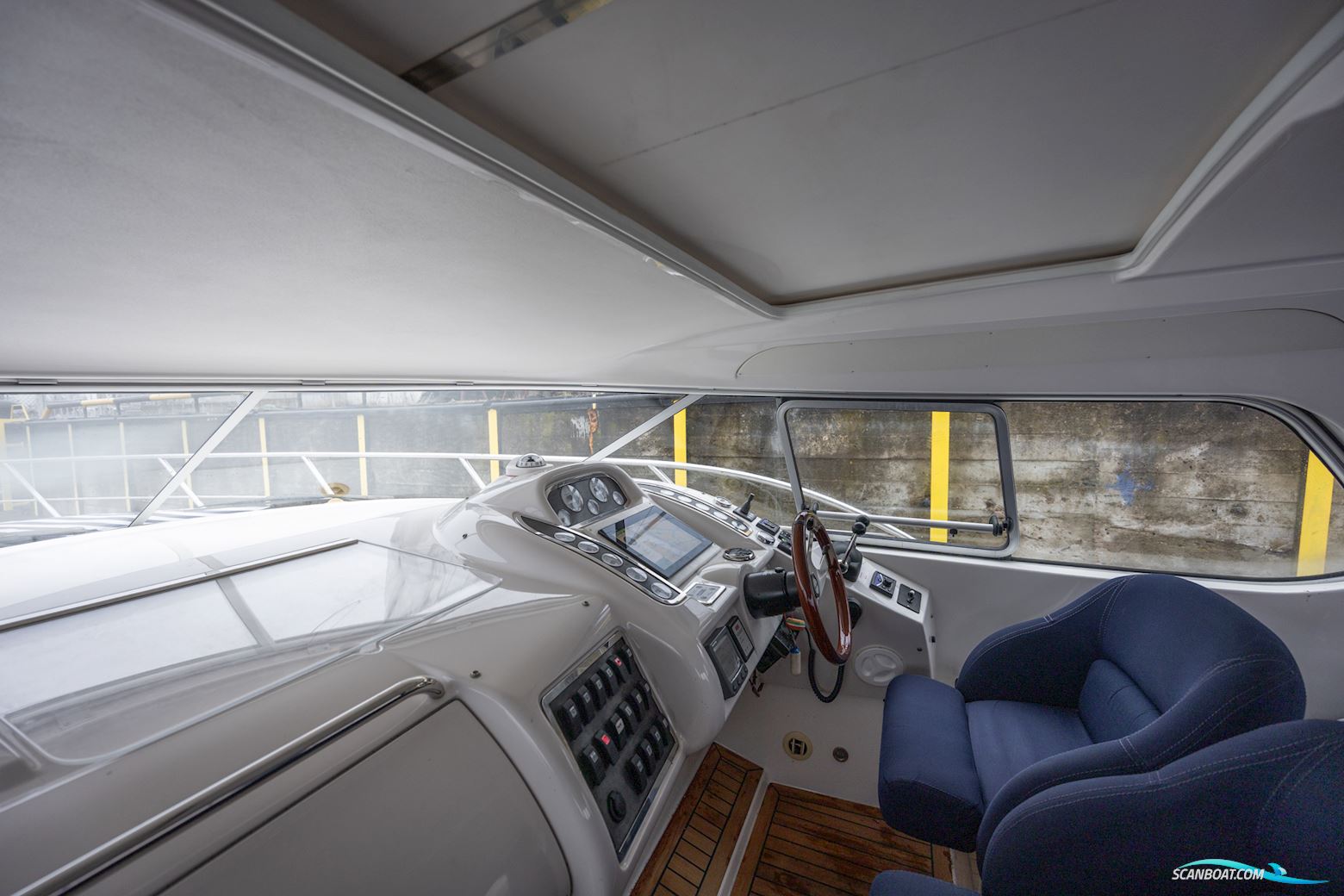 Windy 37 Grand Mistral HT (2008) | 410h | Twin Volvo Penta KAD300 | Immaculate Condition | One Owner