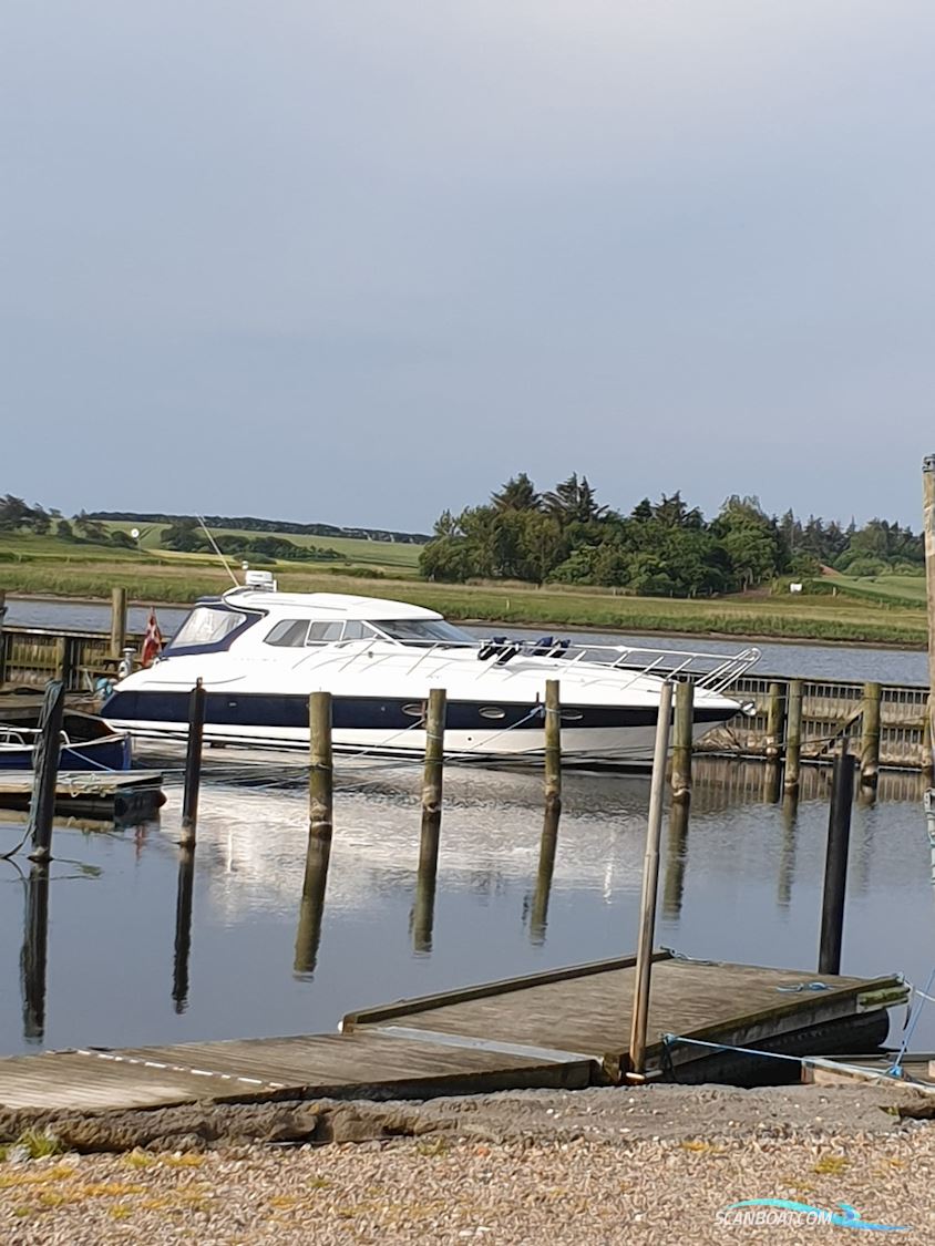 Windy 37 Grand Mistral Motorbåt 2003, med Volvo Penta KAD 300  motor, Danmark