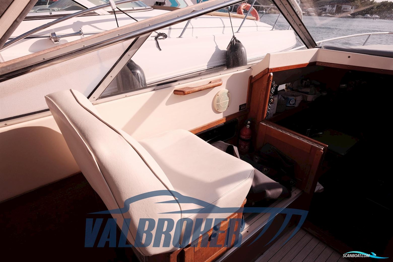 Windy Boats Windy 9800