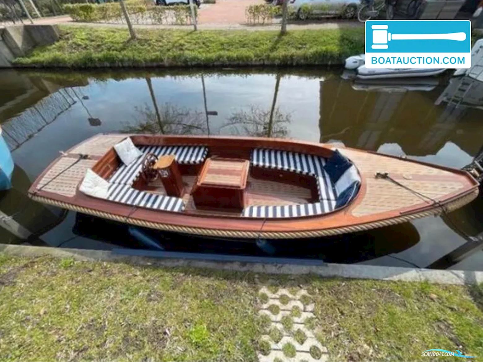 Winsome 550 Motorbåt 2013, med Vetus motor, Holland
