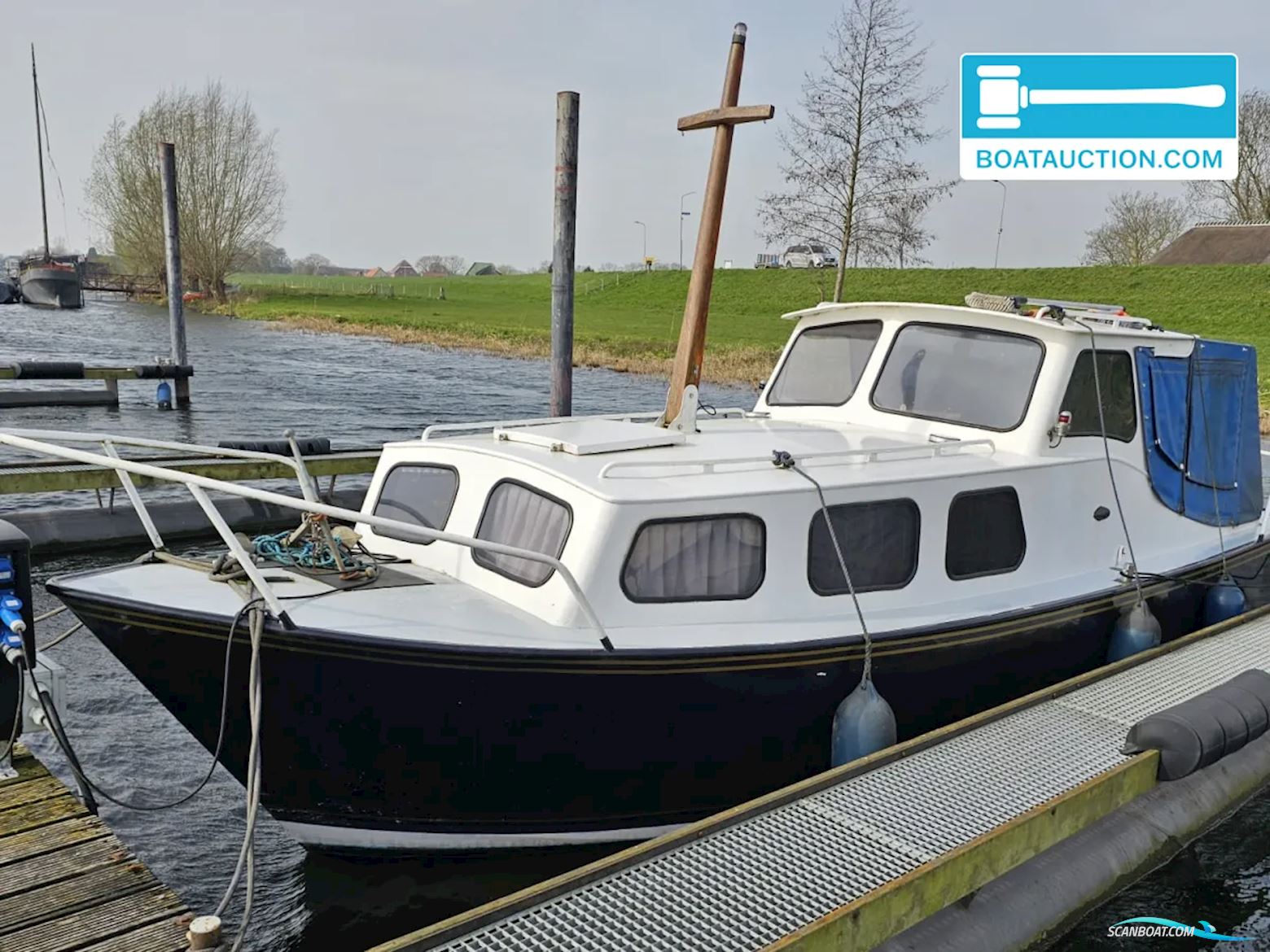 Woudenberg kruiser 720