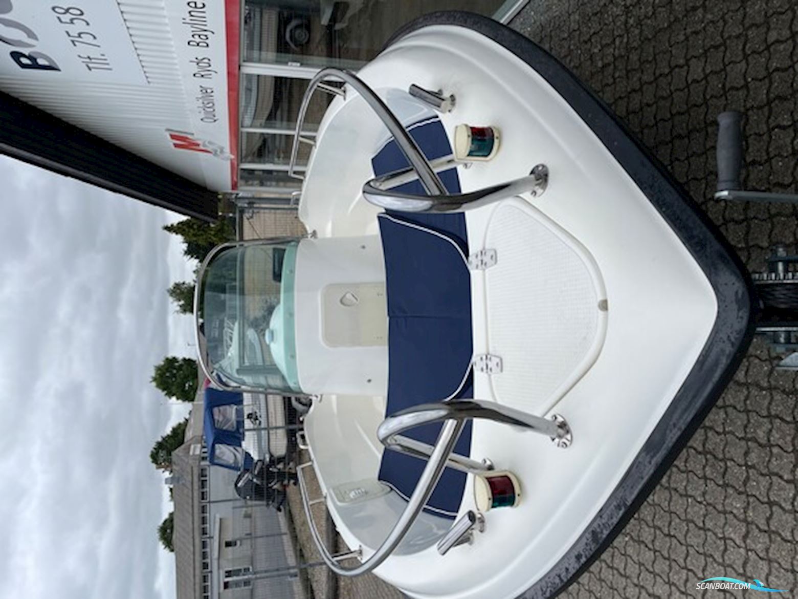 X enes Explorer 570 med Mercury 115 HK Optimax og Tysse Bådtrailer