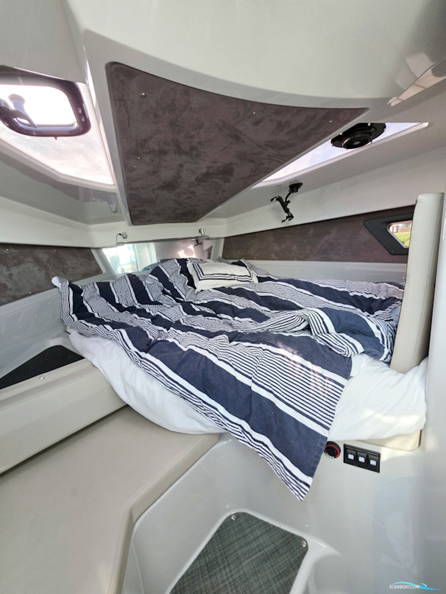Yamarin 88 DC 2019 Yamaha F350 AETX