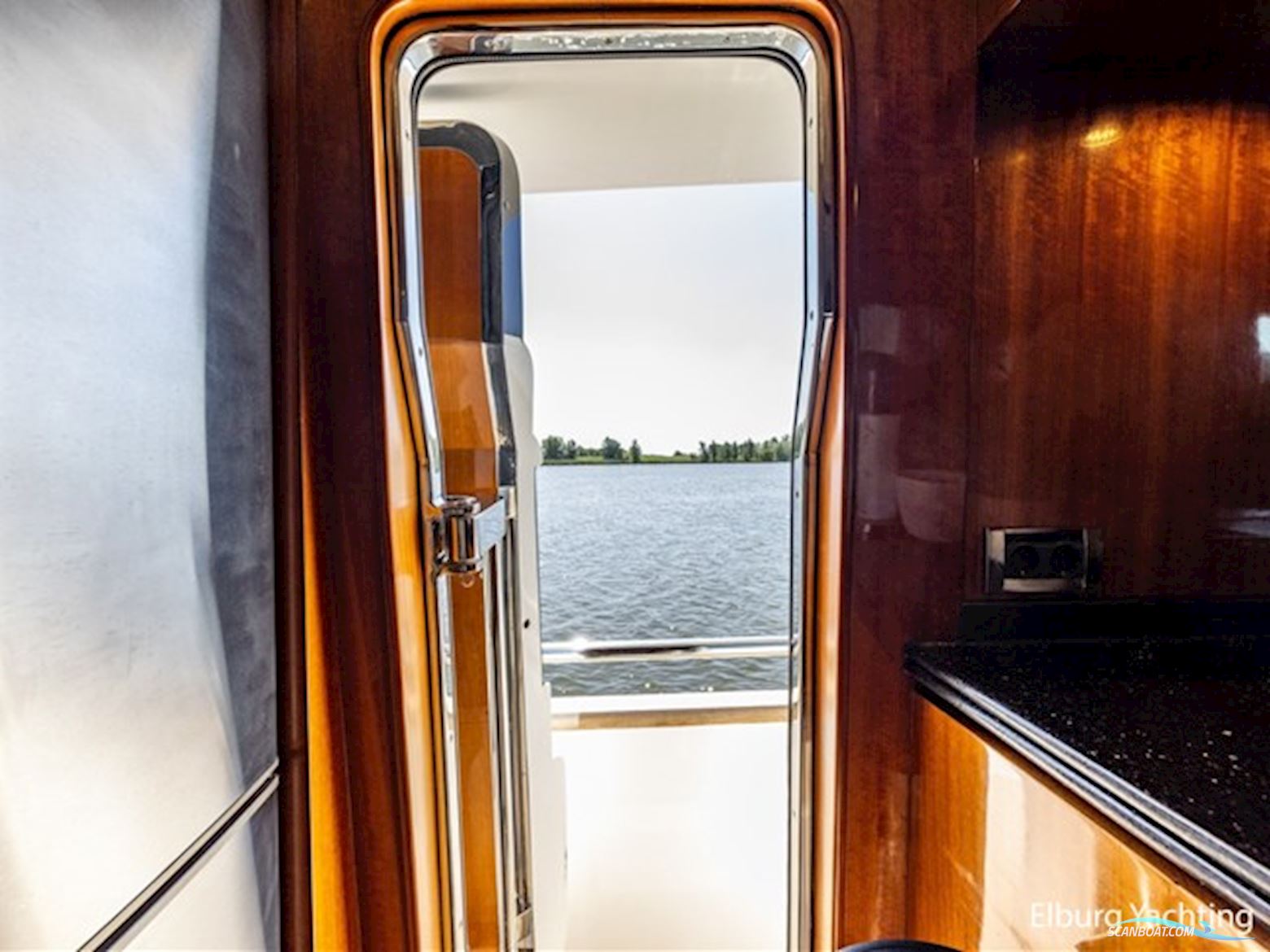 Yaretti 25.20 - Superior