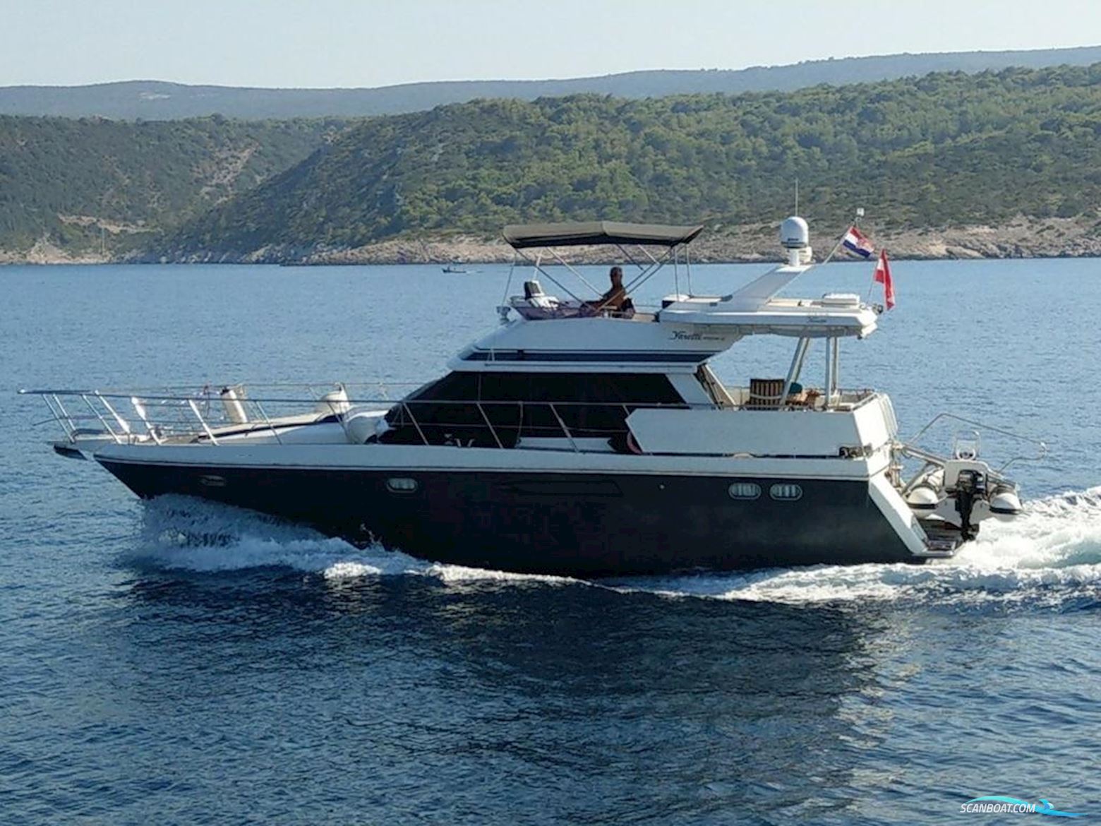 Yaretti 42 Motorbåt 1993, med Caterpillar motor, Kroatien