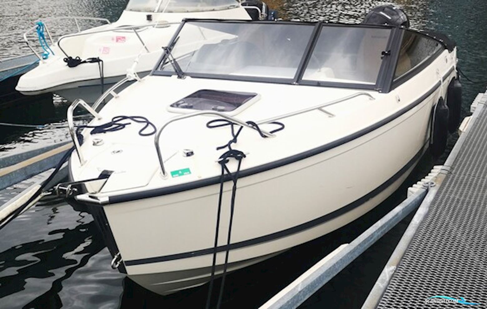🛥️ Quicksilver 605 Cruiser 2022 til salg – Mercury 150 HK – Kun 140 timer – Topudstyret motorbåd Motorboat 2022, with Mercury engine, Denmark