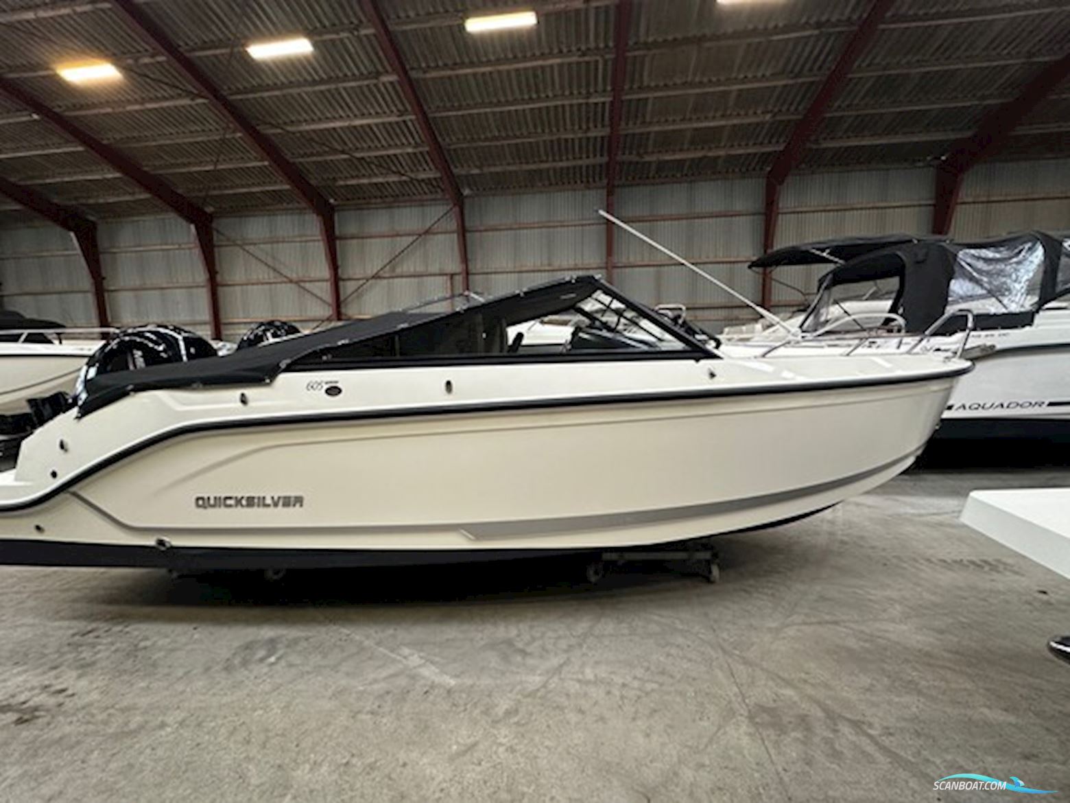 🛥️ Quicksilver 605 Cruiser 2022 til salg – Mercury 150 HK – Kun 140 timer – Topudstyret motorbåd