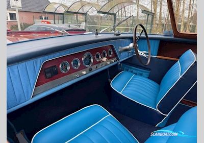 (Gedupliceerd) Motorboat 1972, with Boesch Marine engine, The Netherlands