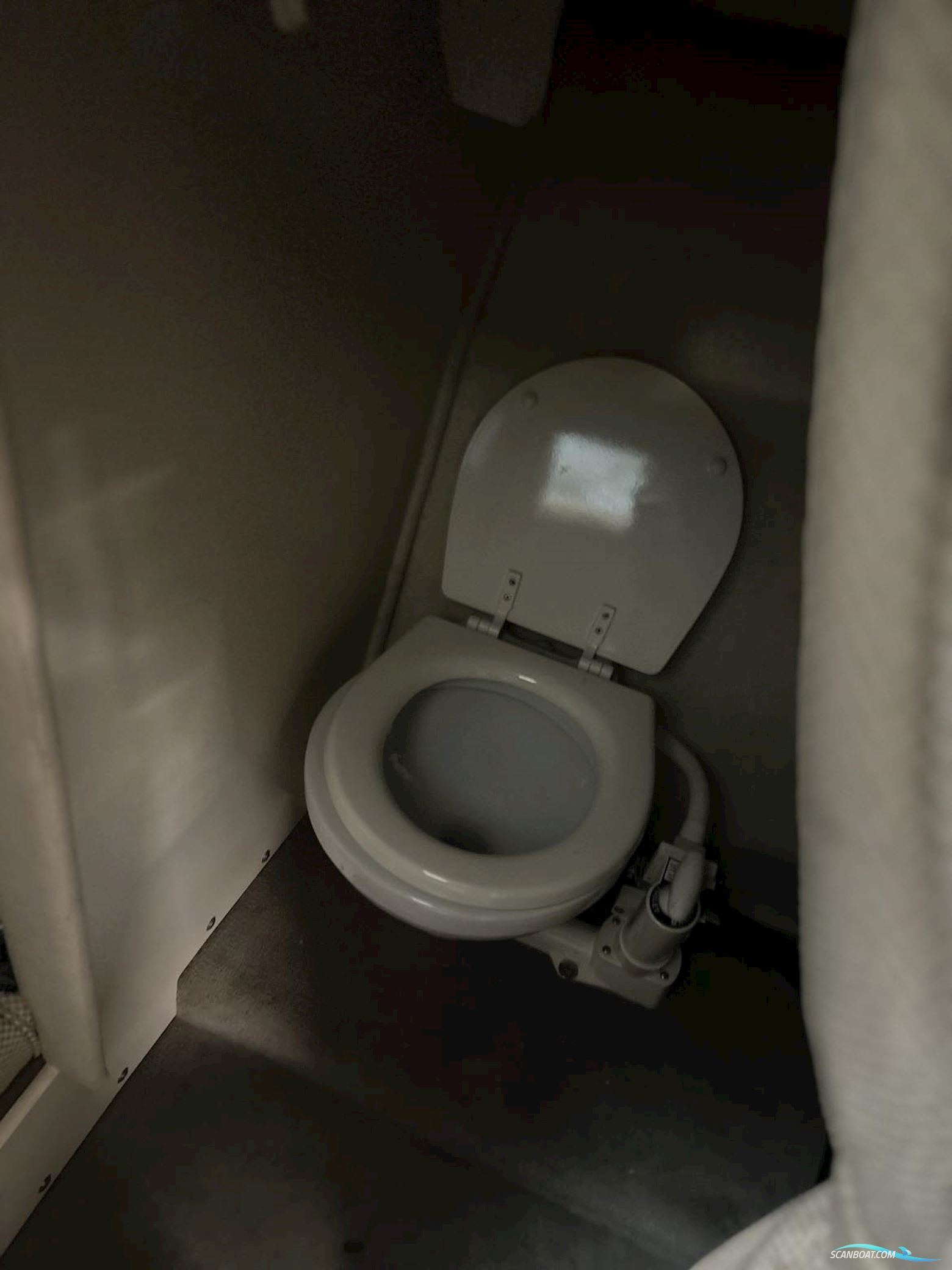  Searay 225 Weekender