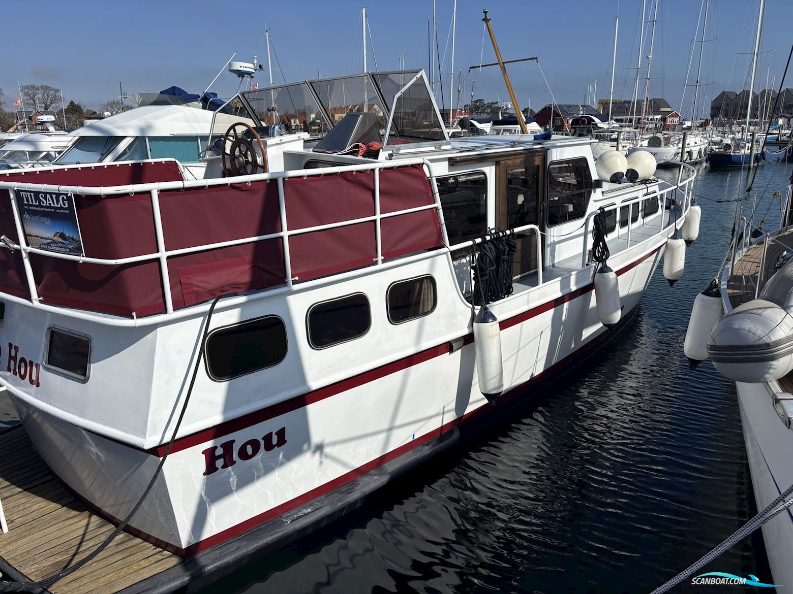 1987 Gruno 1100 Hollands Stålbådsklassiker. Velegnet Til Kanalsejlads Eller Bobåd Motorboat 1987, with 2Xford 2725E engine, Denmark
