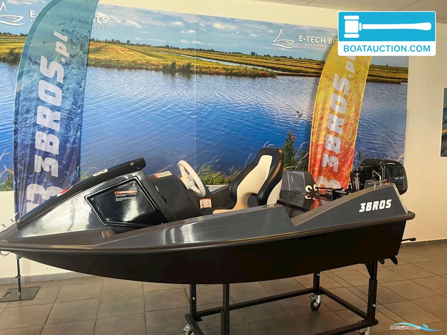 3Bros Water go-Kart Motorboat 2020, with EZ Outboard engine, Belgium