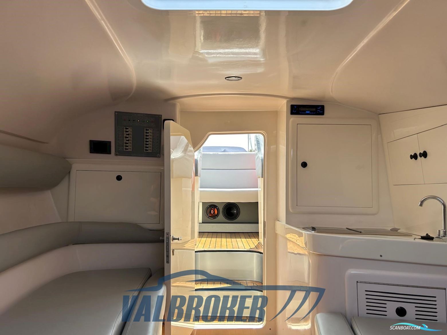 Abbate Tullio Superiority 32