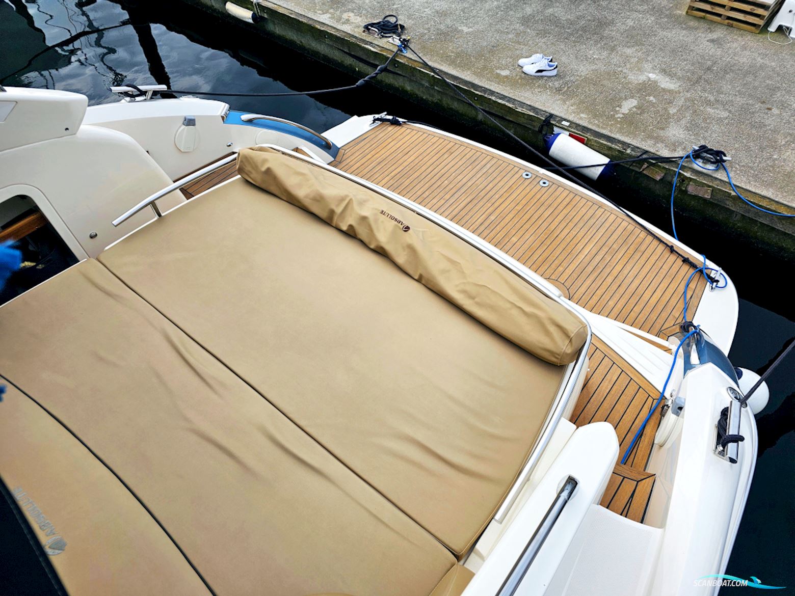 Absolute 47 HT Volvo Penta IPS-600