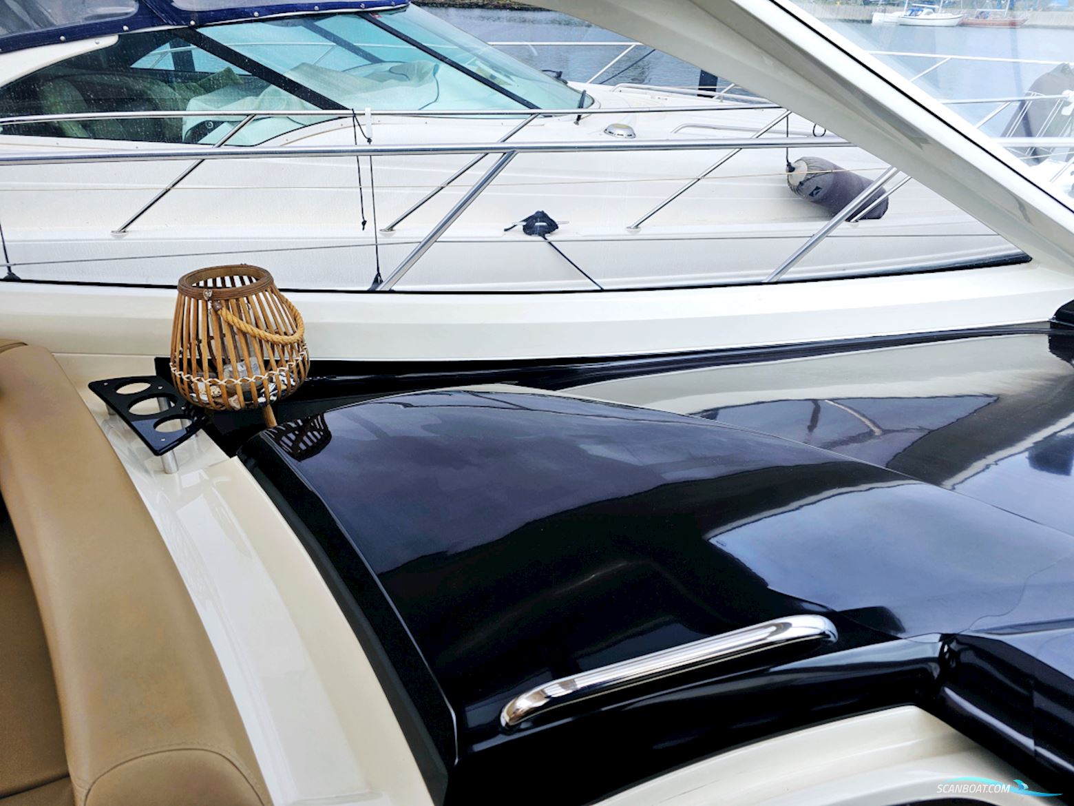 Absolute 47 HT Volvo Penta IPS-600