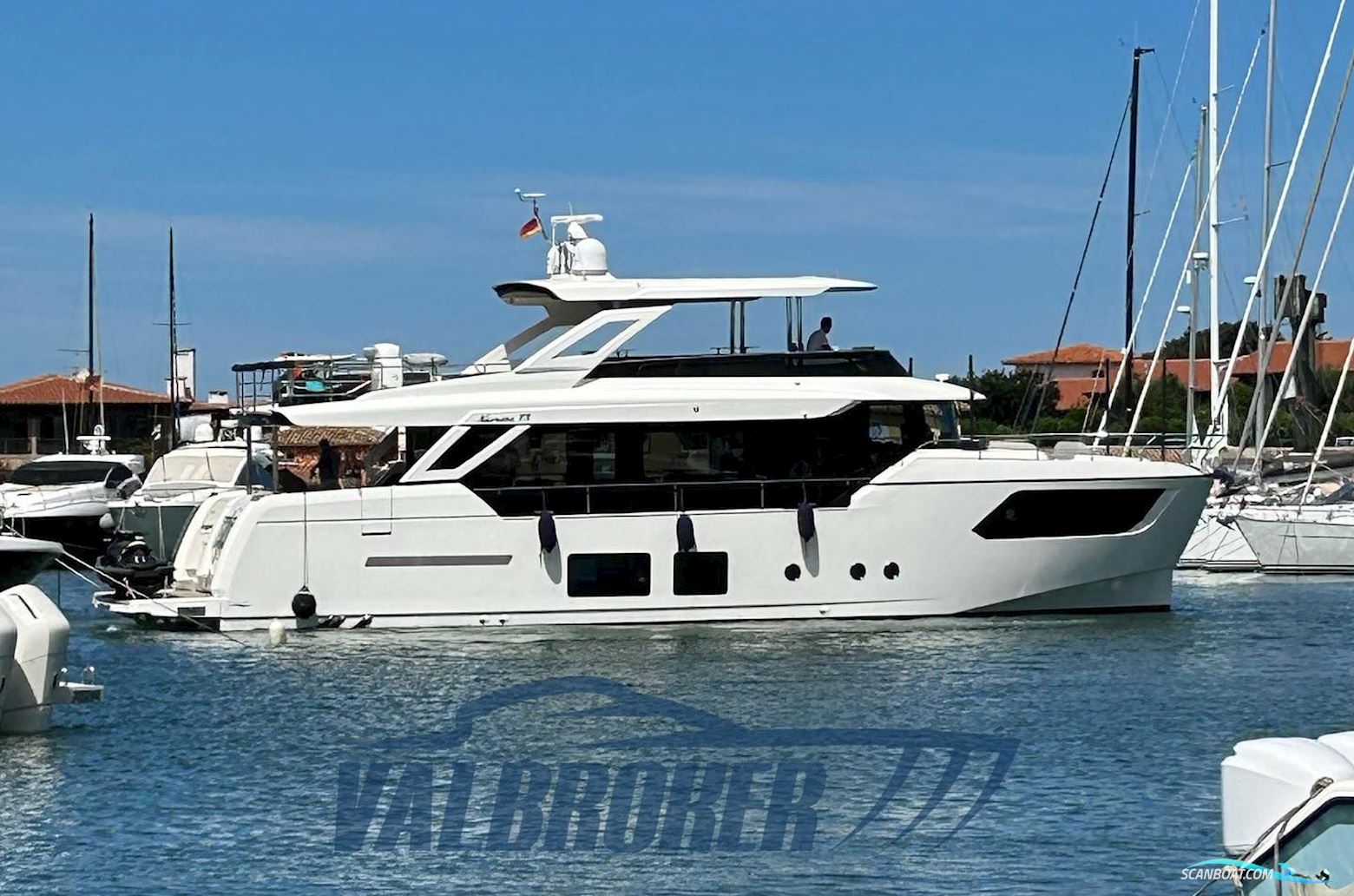 Absolute 73 Navetta Motorboat 2018, with Volvo Penta D13-Ips1350 engine, Italy