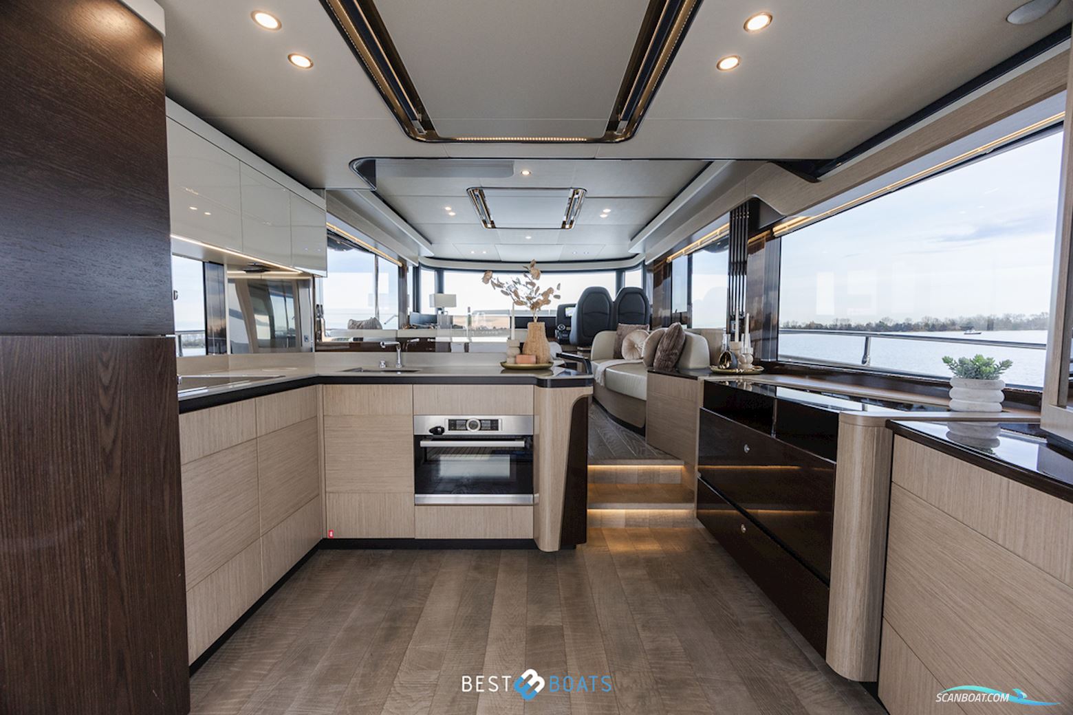 Absolute Navetta 52