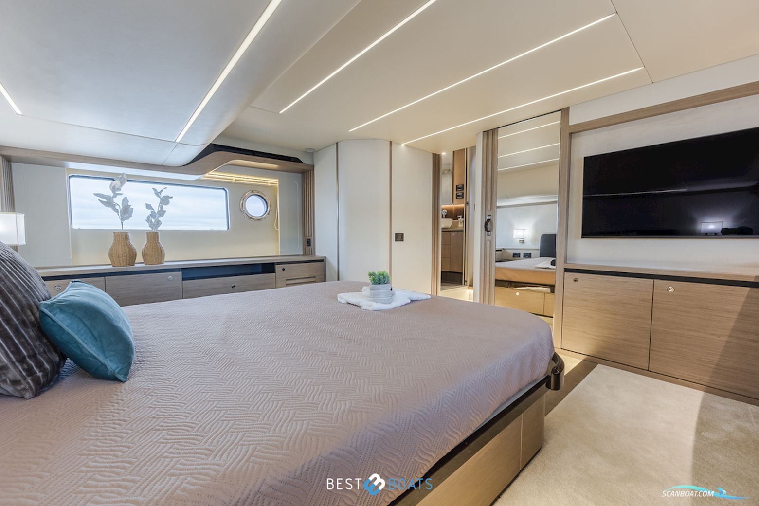 Absolute Navetta 52