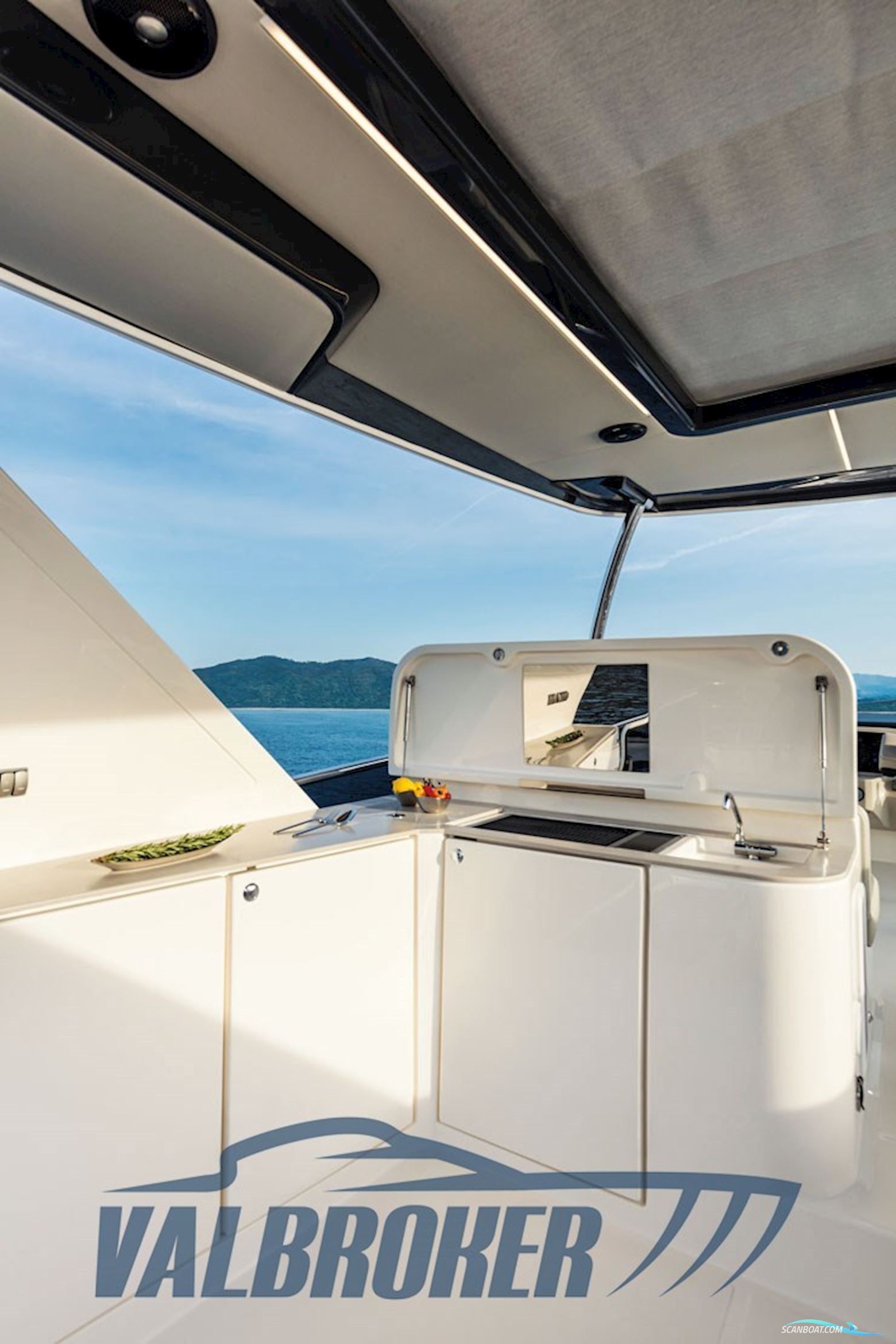 Absolute Navetta 58