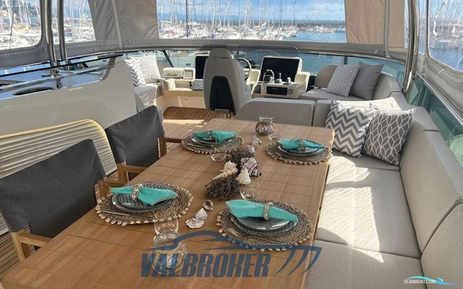 Absolute Navetta 68