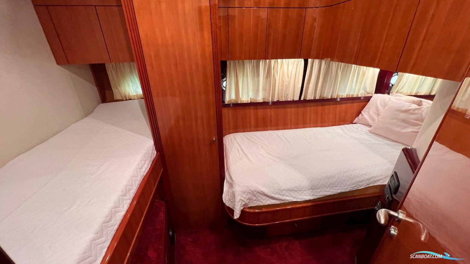 Admiral 62 Fly - Model 2001