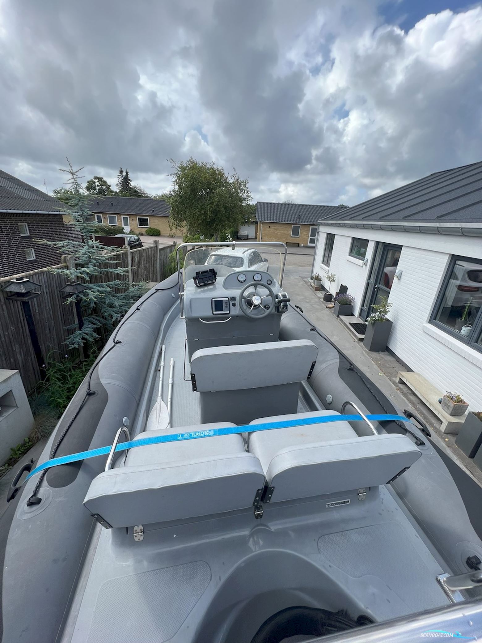 Adventure V-650 inkl. trailer