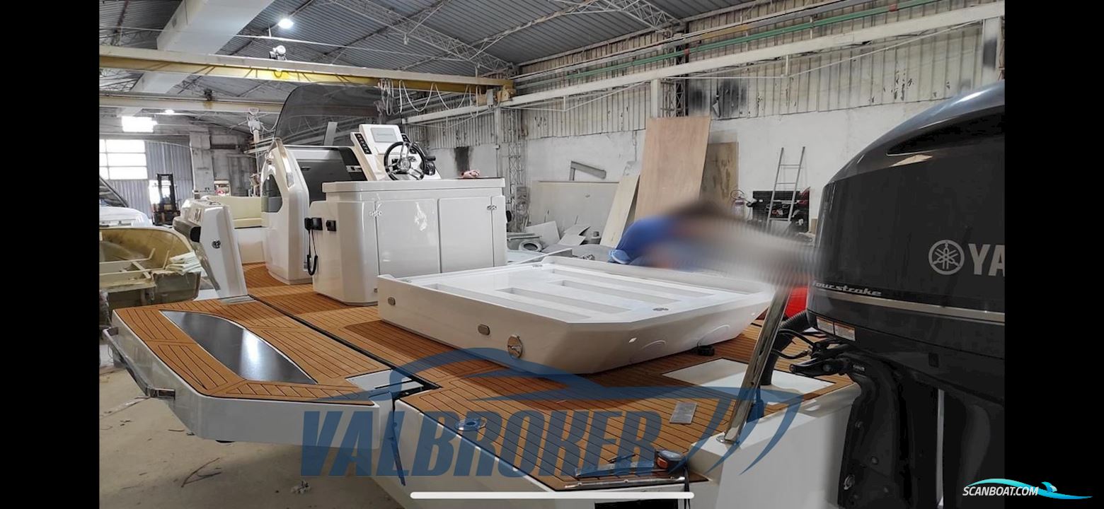 Ala Yachts Ala 8 Walkaround